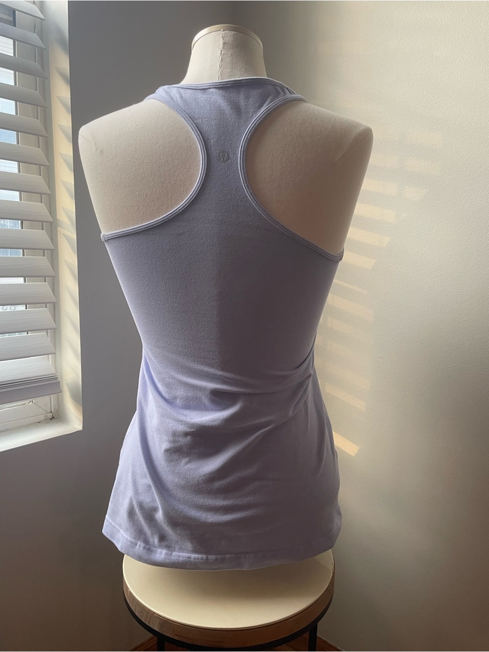 lululemon athletica Soft Lavender Scoop Neck Tank - Picture 2 of 3